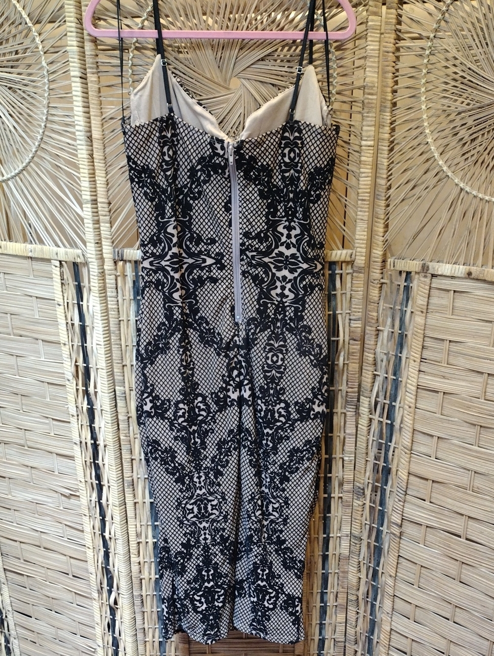 🖤Zenobia Black And Nude Demask Lace Flocking Bodycon Midi Dress - Picture 6 of 10